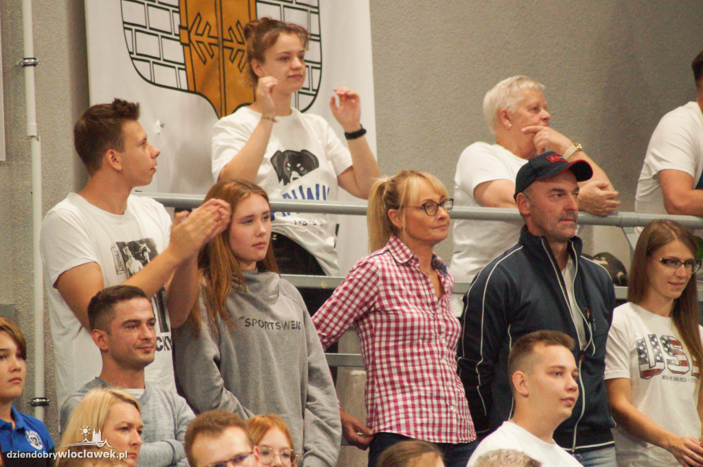 Kibice na meczu Anwil vs Zastal