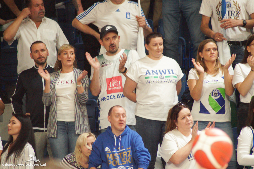 Kibice na meczu Anwil vs Zastal