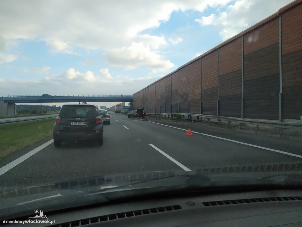 Niebezpiecznie na autostradzie pod Włocławkiem