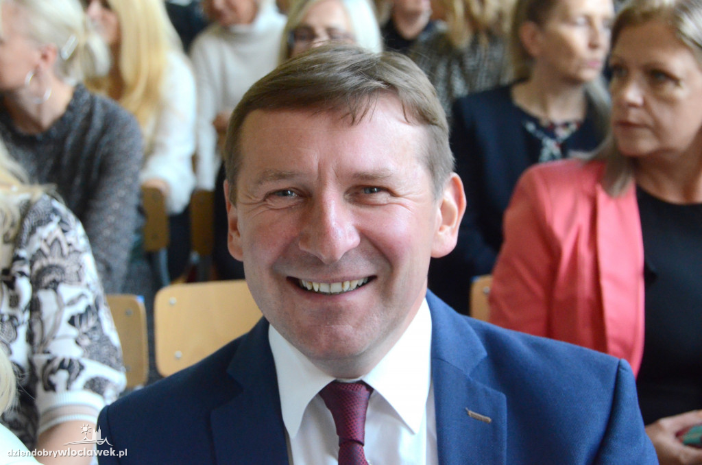 Prezydent wręczył najlepszym nauczycielom nagrody