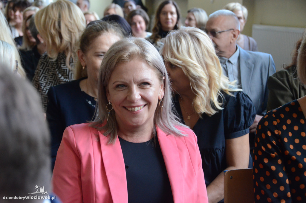 Prezydent wręczył najlepszym nauczycielom nagrody