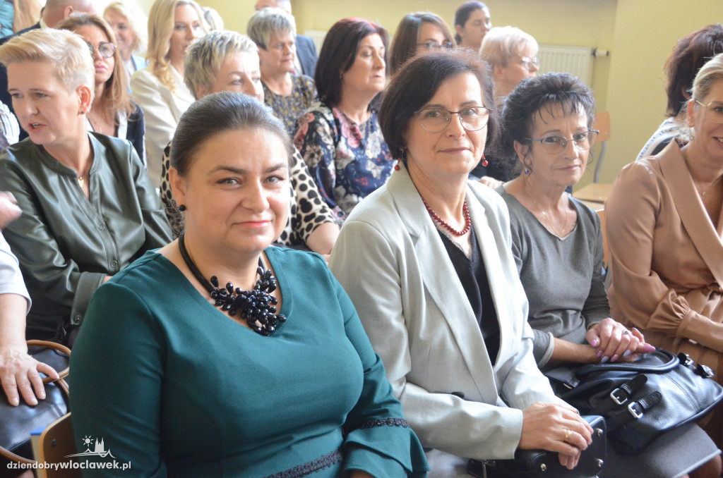 Prezydent wręczył najlepszym nauczycielom nagrody