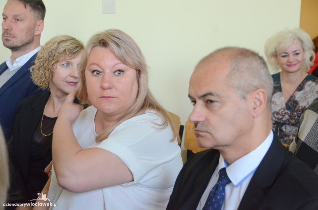 Prezydent wręczył najlepszym nauczycielom nagrody