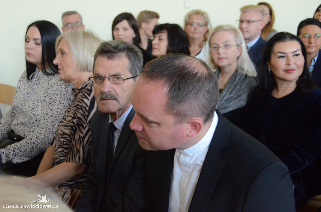 Prezydent wręczył najlepszym nauczycielom nagrody