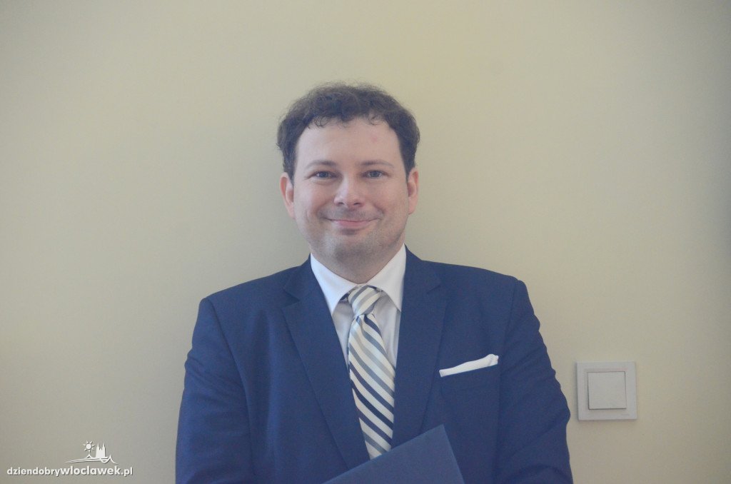 Prezydent wręczył najlepszym nauczycielom nagrody