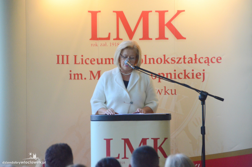 Prezydent wręczył najlepszym nauczycielom nagrody