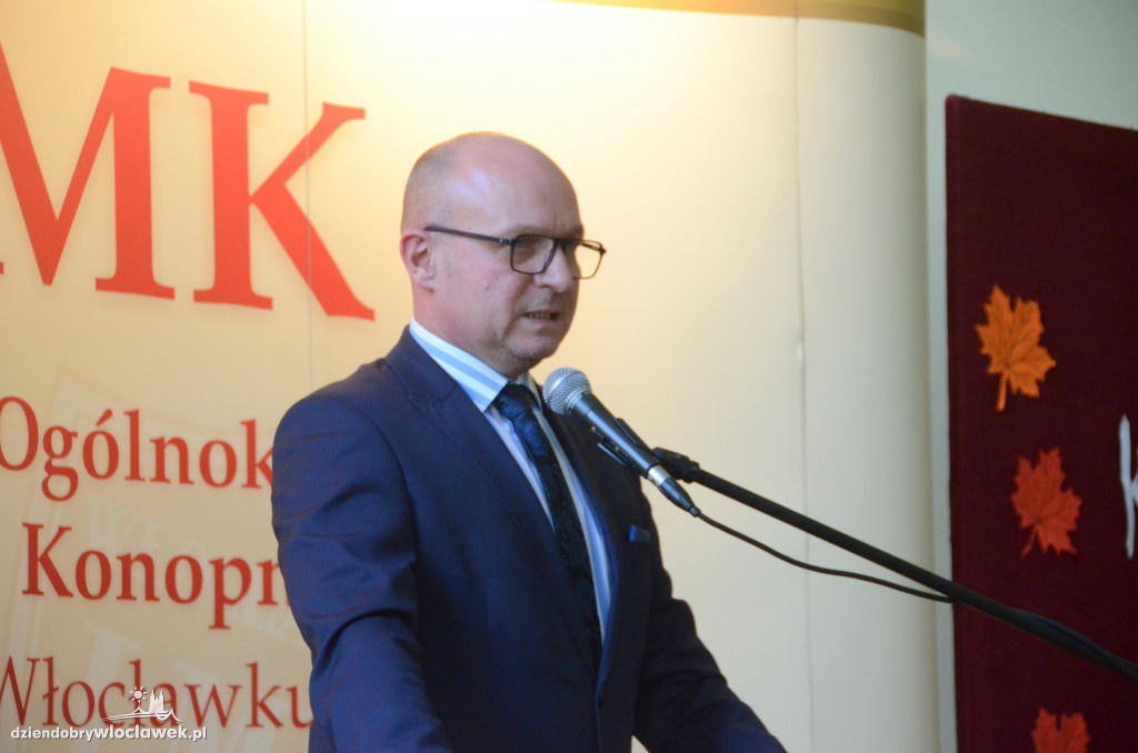 Prezydent wręczył najlepszym nauczycielom nagrody