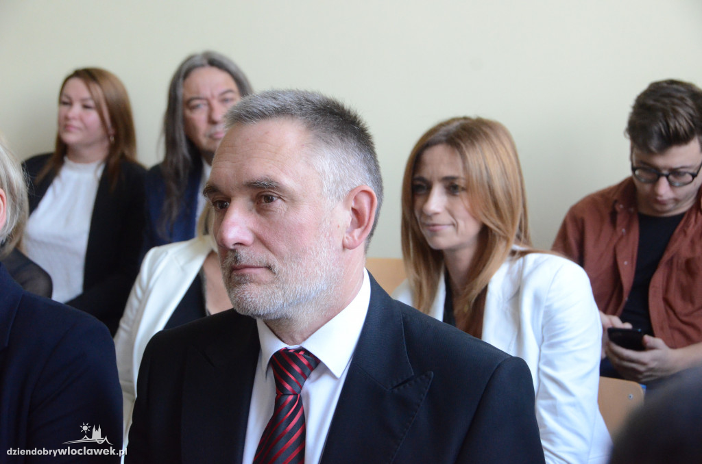 Prezydent wręczył najlepszym nauczycielom nagrody