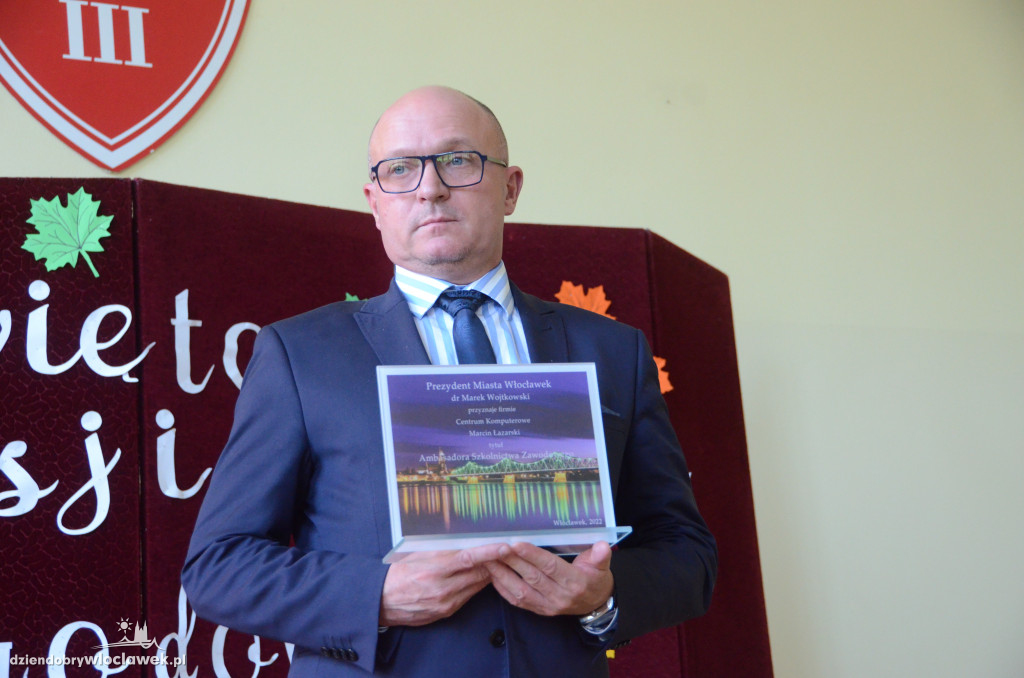 Prezydent wręczył najlepszym nauczycielom nagrody