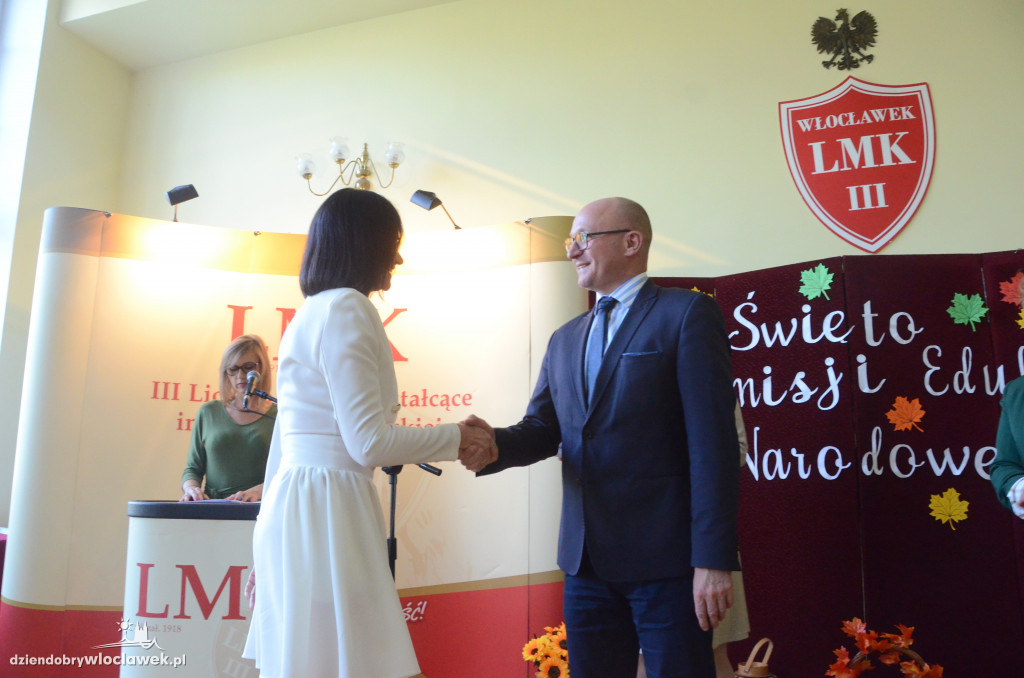 Prezydent wręczył najlepszym nauczycielom nagrody