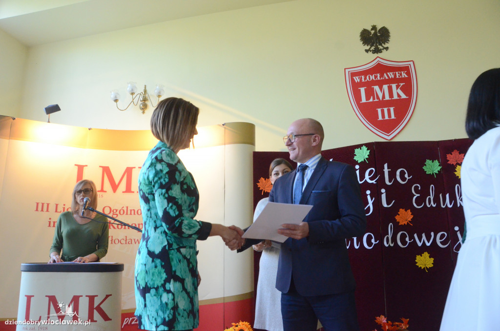 Prezydent wręczył najlepszym nauczycielom nagrody