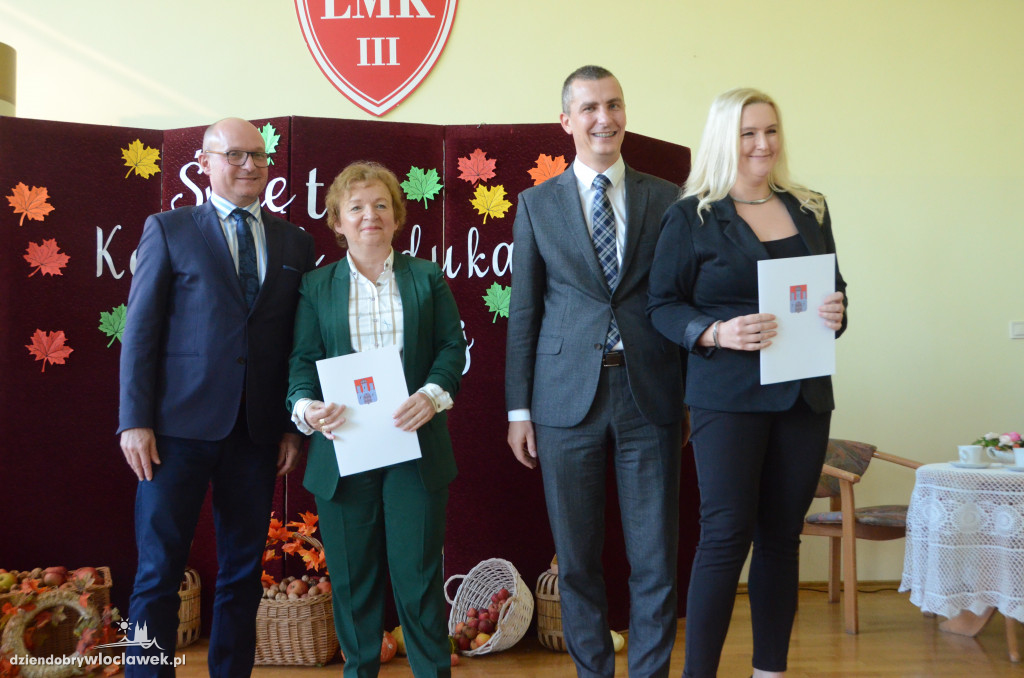 Prezydent wręczył najlepszym nauczycielom nagrody