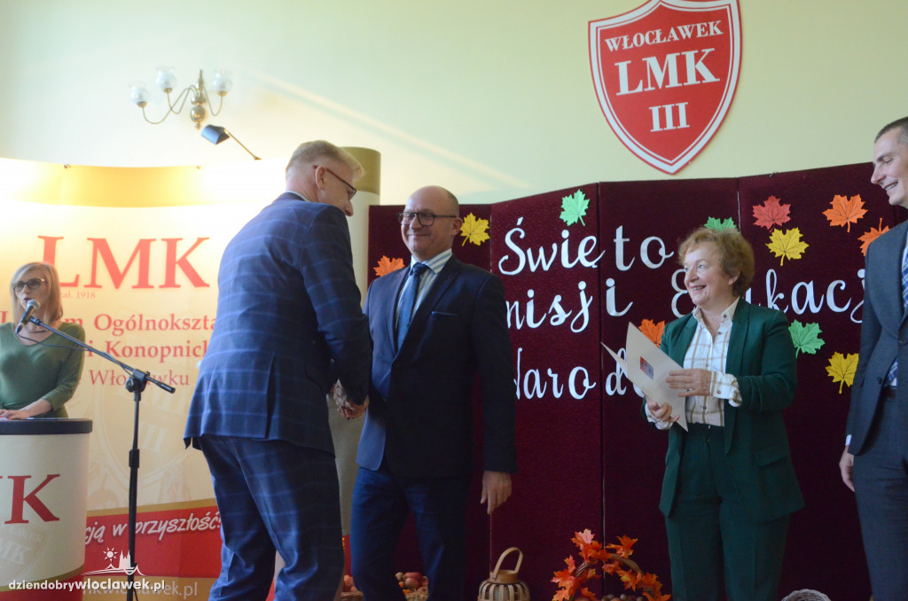 Prezydent wręczył najlepszym nauczycielom nagrody