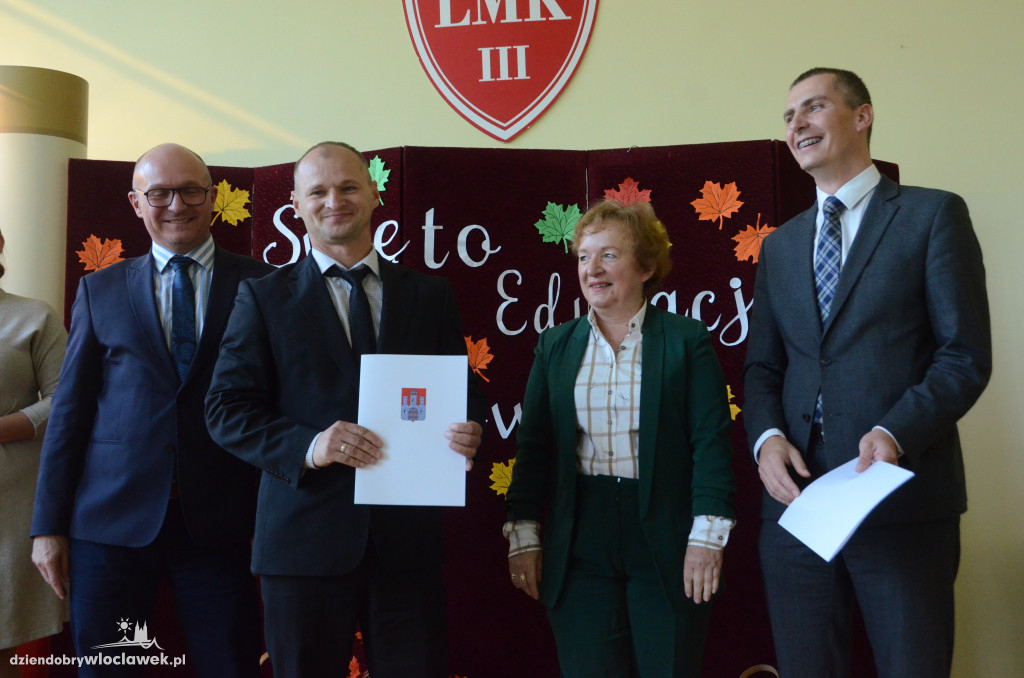 Prezydent wręczył najlepszym nauczycielom nagrody