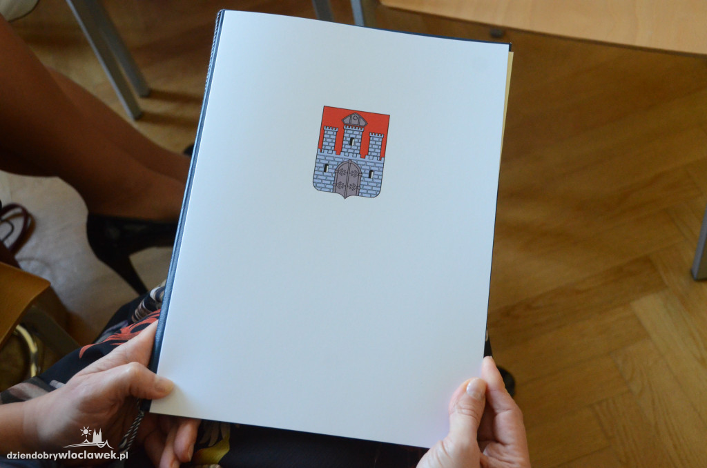 Prezydent wręczył najlepszym nauczycielom nagrody