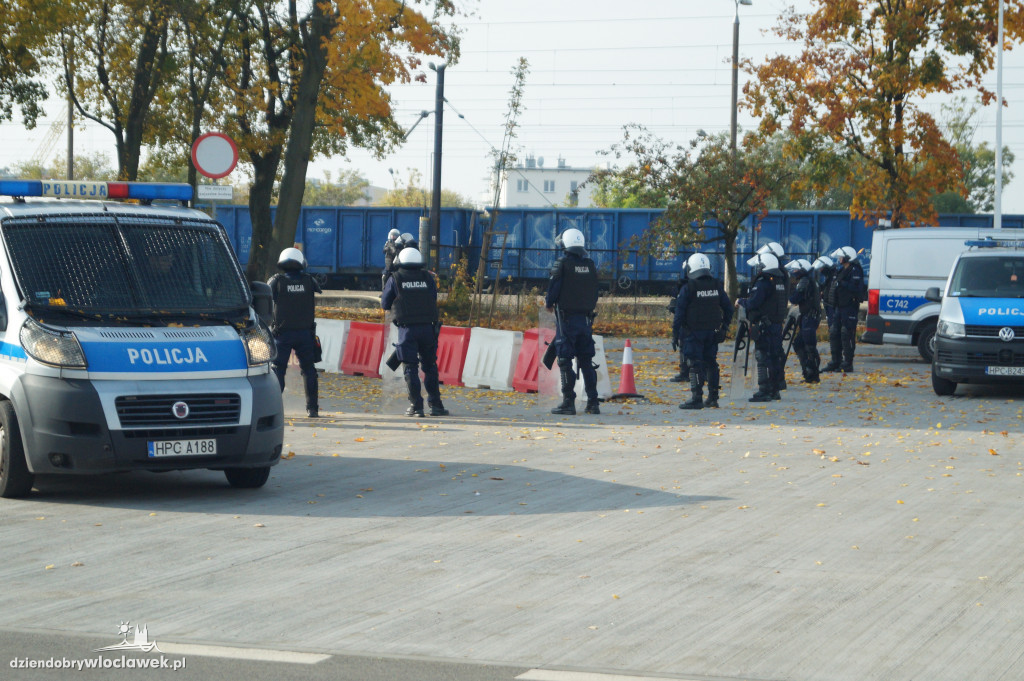 Policja gotowa na mecz podwyższonego ryzyka