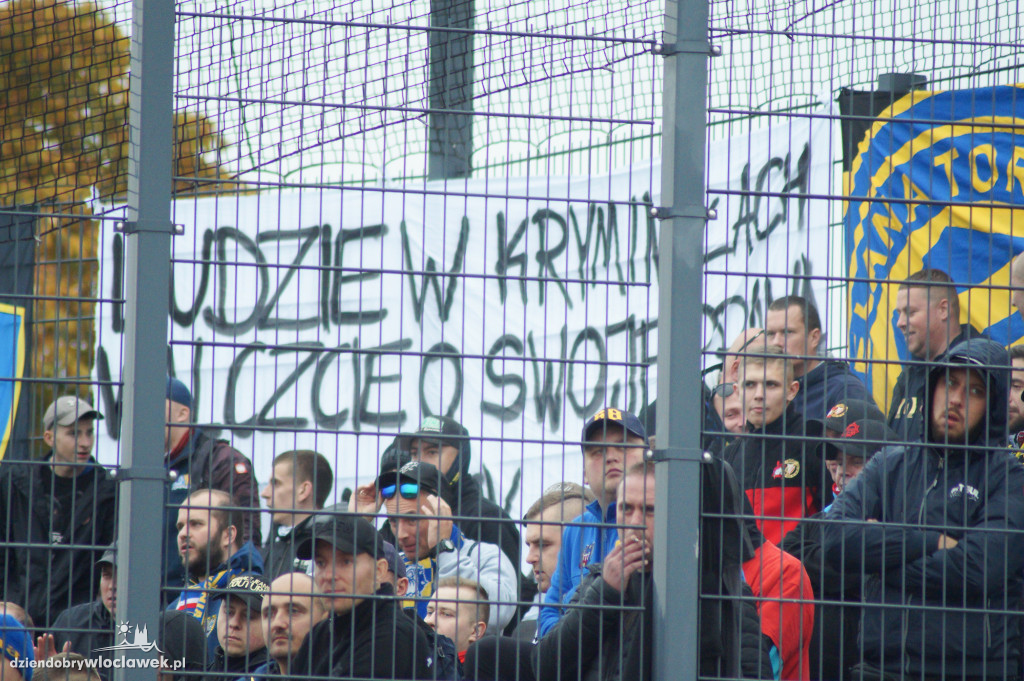 Kibice na meczu Włocłavia vs Elana