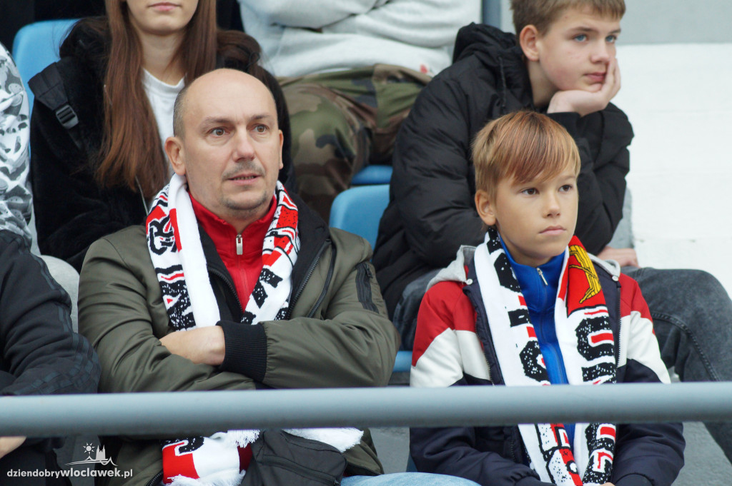 Kibice na meczu Włocłavia vs Elana