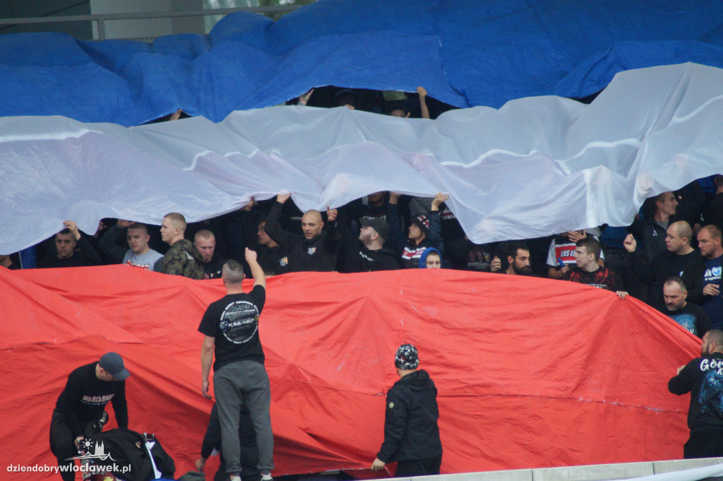 Kibice na meczu Włocłavia vs Elana
