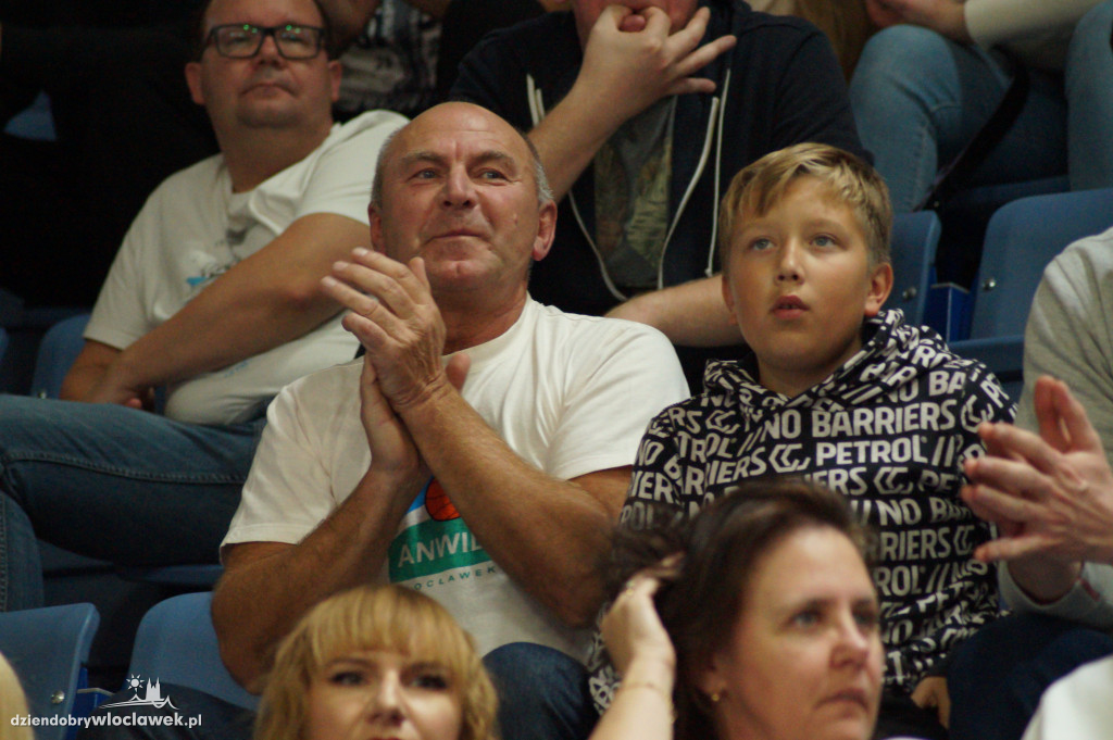 Kibice na meczu Anwil vs Karhu