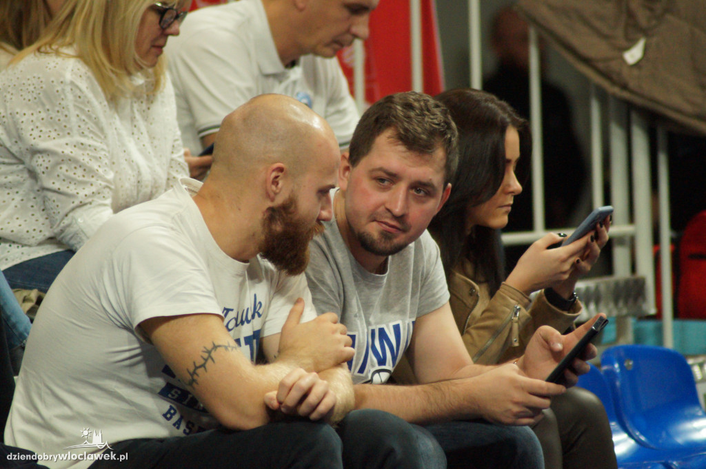Kibice na meczu Anwil vs Karhu