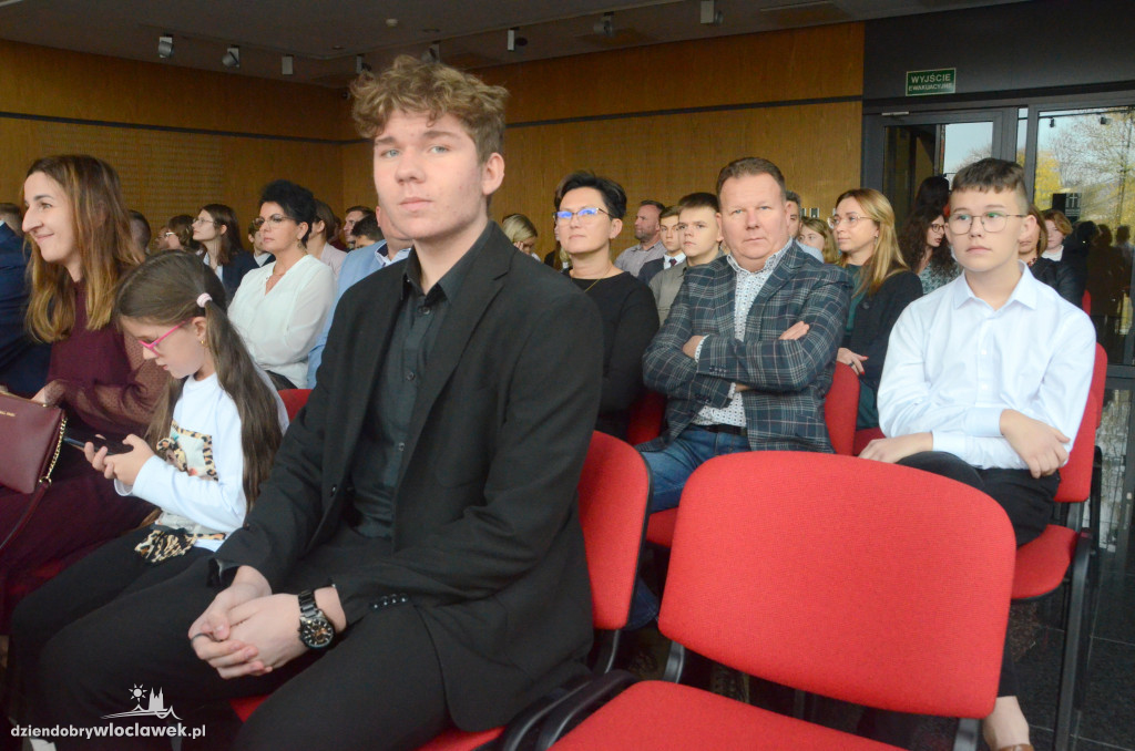 Fundacja ANWIL przyznała stypendia najzdolniejszym
