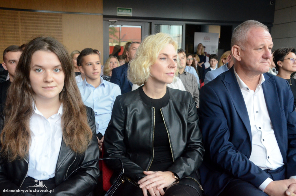 Fundacja ANWIL przyznała stypendia najzdolniejszym