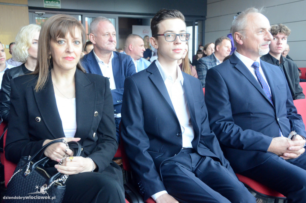 Fundacja ANWIL przyznała stypendia najzdolniejszym