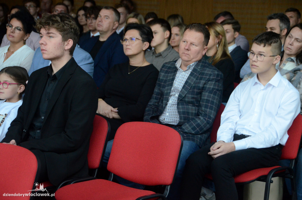 Fundacja ANWIL przyznała stypendia najzdolniejszym