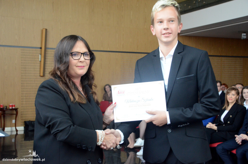Fundacja ANWIL przyznała stypendia najzdolniejszym