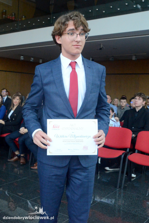 Fundacja ANWIL przyznała stypendia najzdolniejszym
