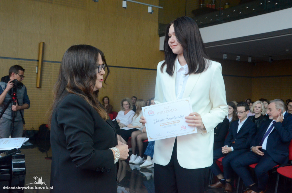Fundacja ANWIL przyznała stypendia najzdolniejszym
