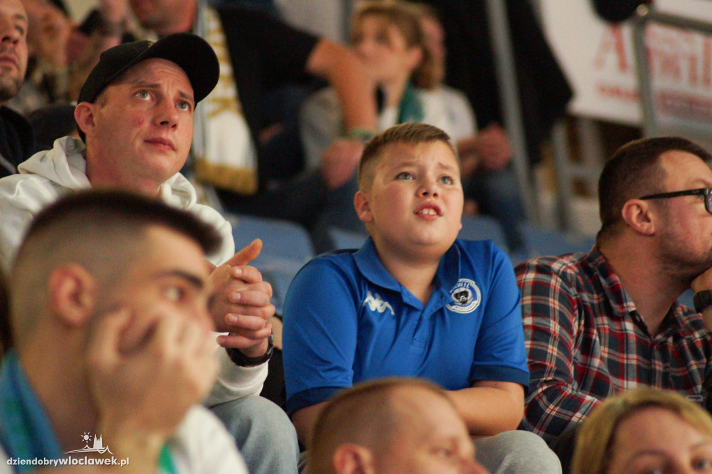 Kibice na meczu Anwil vs King