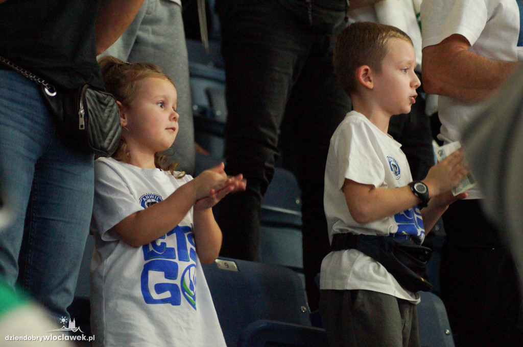 Kibice na meczu Anwil vs King