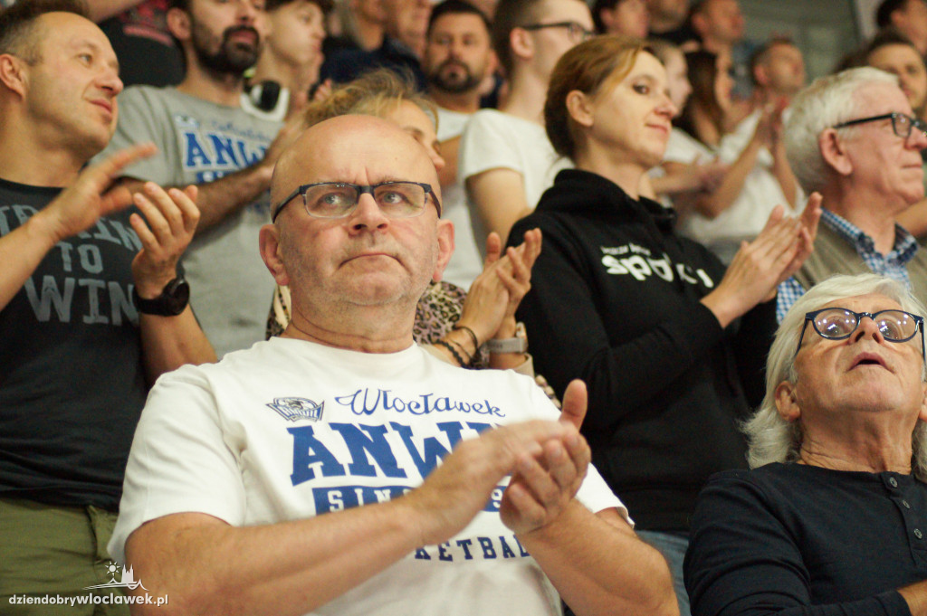 Kibice na meczu Anwil vs King