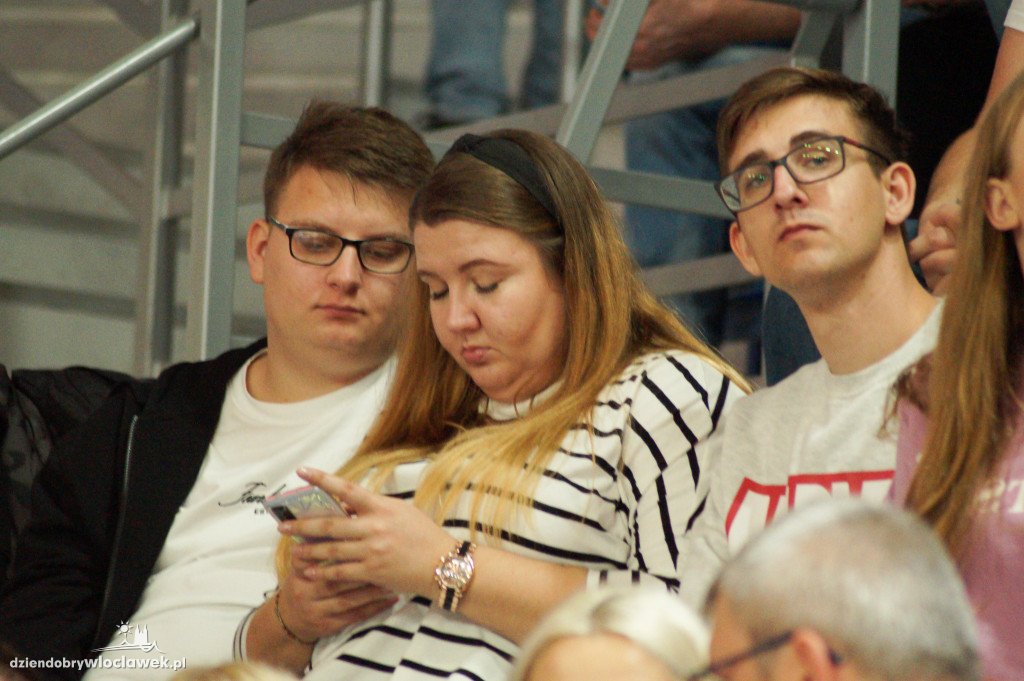 Kibice na meczu Anwil vs King