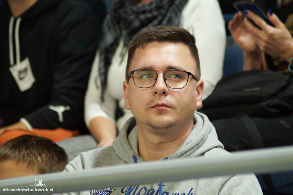 Kibice na meczu Anwil vs King