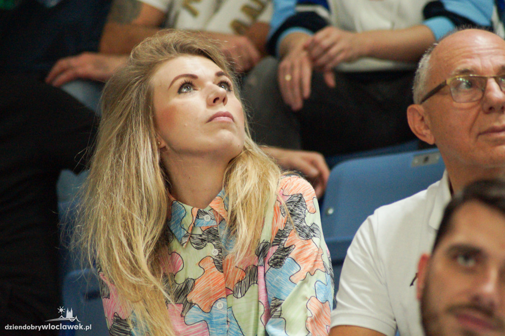 Kibice na meczu Anwil vs King