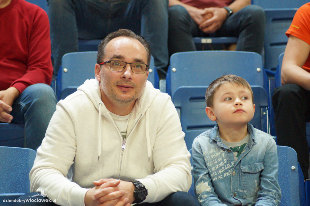 Kibice na meczu Anwil vs King