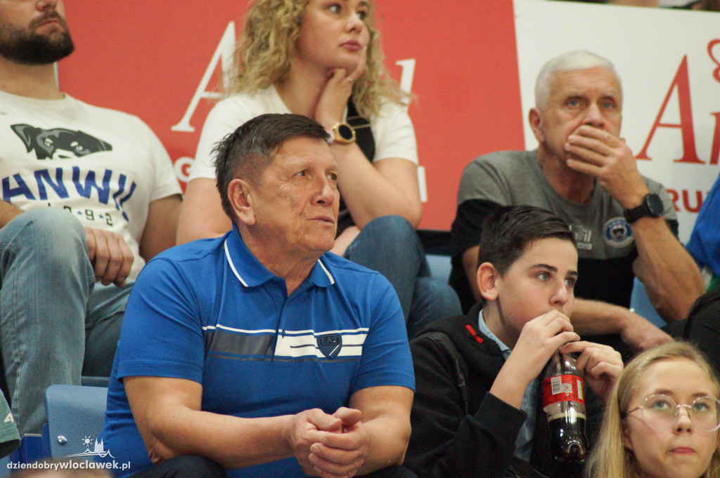 Kibice na meczu Anwil vs King