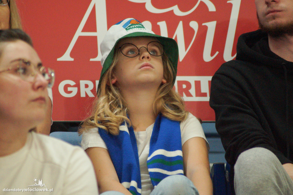 Kibice na meczu Anwil vs King