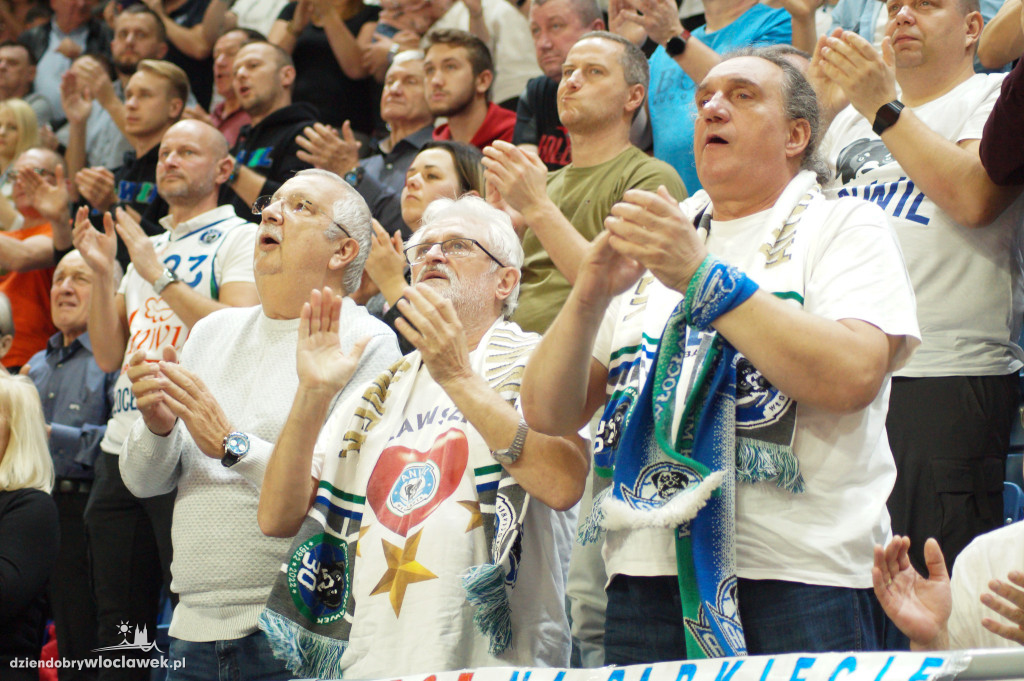 Kibice na meczu Anwil vs King