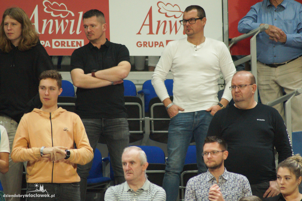 Kibice na meczu Anwil vs King