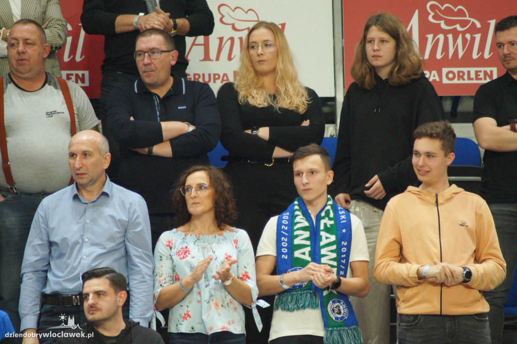 Kibice na meczu Anwil vs King
