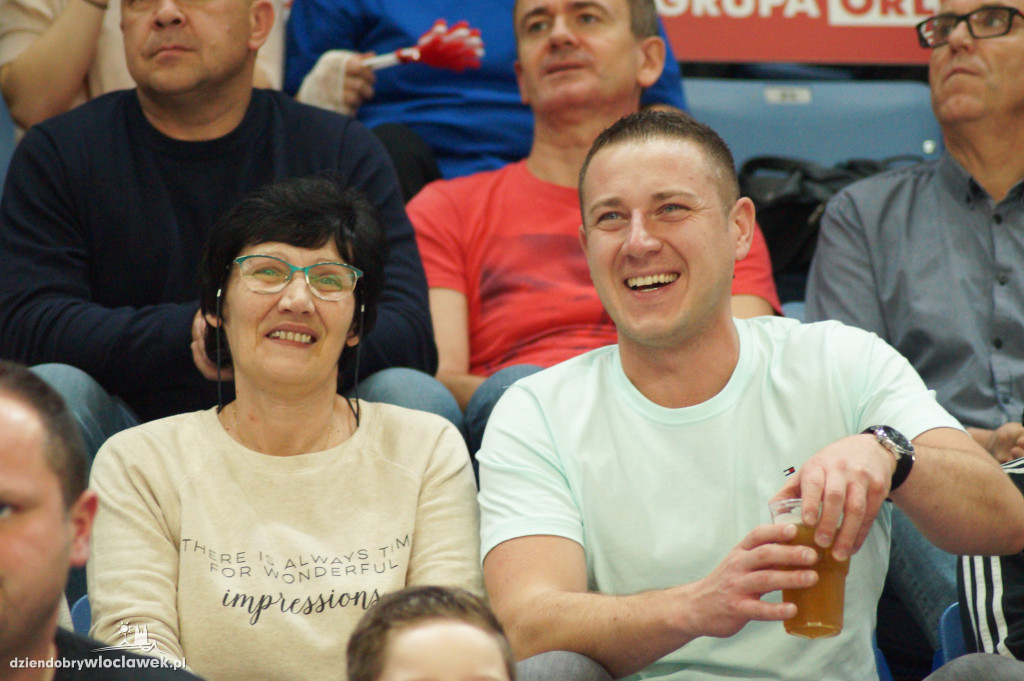 Kibice na meczu Anwil vs King