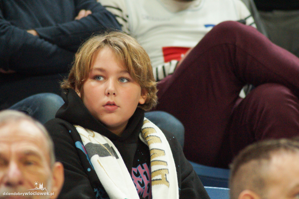 Kibice na meczu Anwil vs King