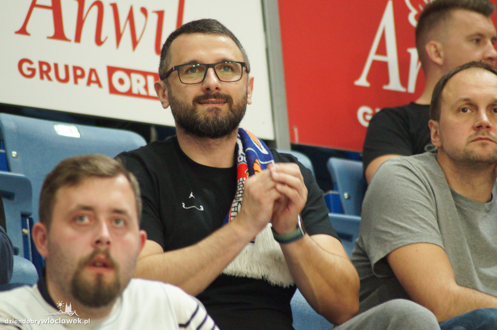 Kibice na meczu Anwil vs King