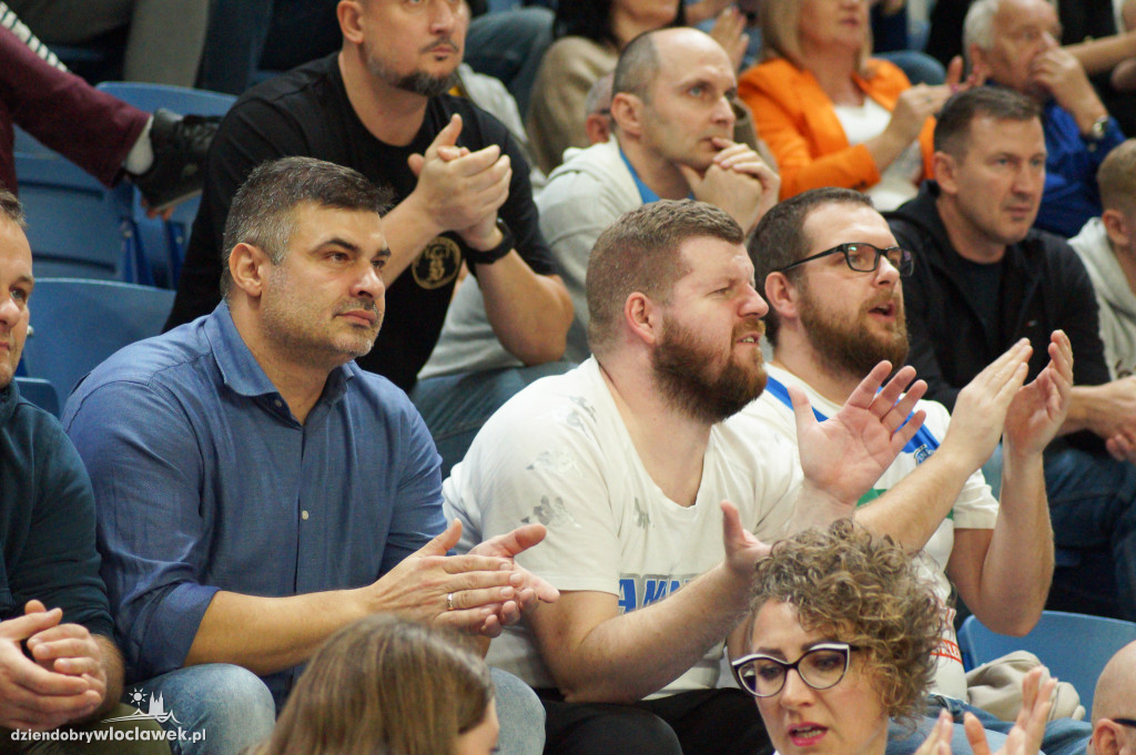 Kibice na meczu Anwil vs King