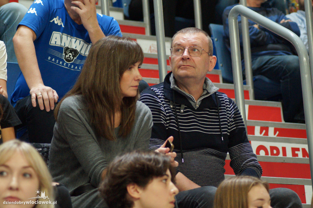 Kibice na meczu Anwil vs King