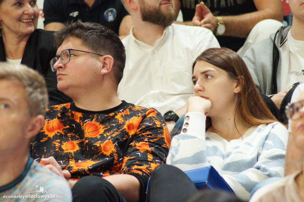 Kibice na meczu Anwil vs King